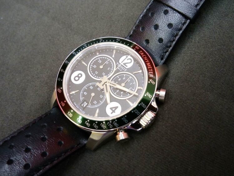 Tissot V8