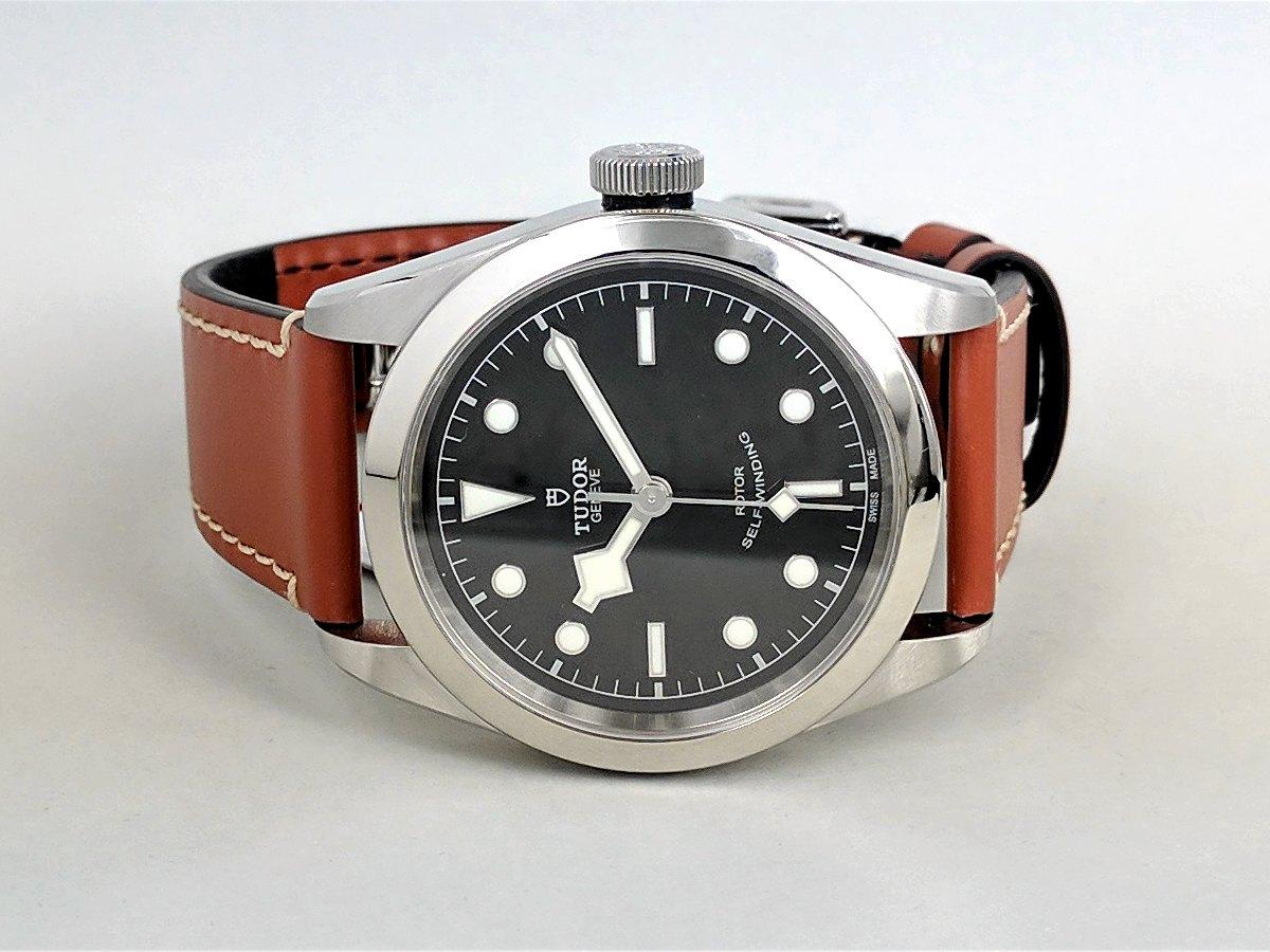 Tudor Heritage Black Bay 41 Il Black Bay da 36 mm È Cresciuto Tudor Heritage Black Bay 41 Il Black Bay da 36 mm È Cresciuto