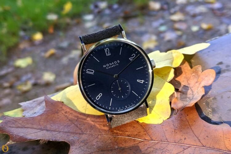 Nomos Tangente Midnight Blue 35 mm