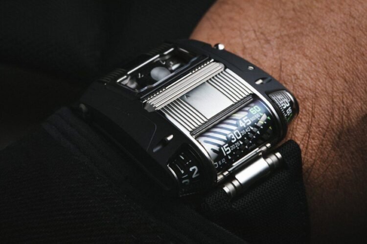 Urwerk UR-111C Two-Tone
