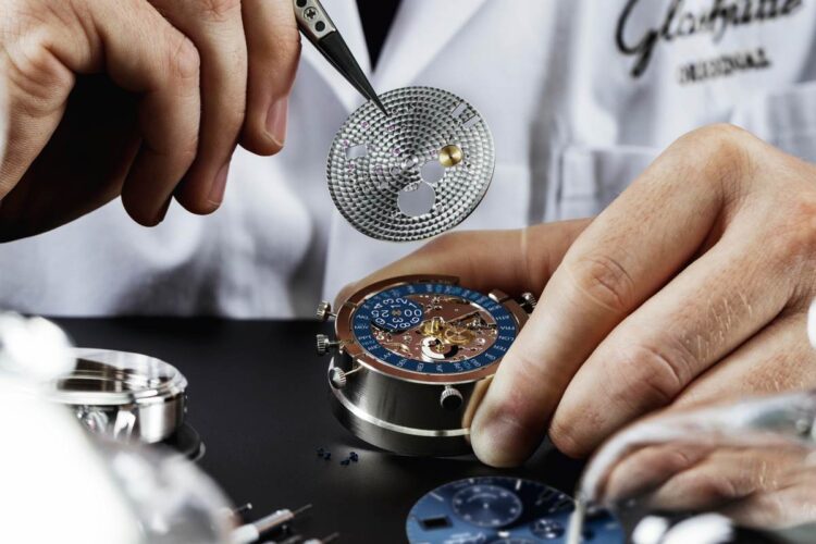 montaggio Glashütte Original Senator Cosmopolite Midnight Blue