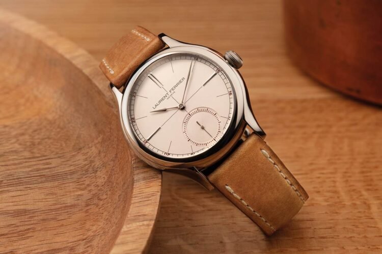Laurent Ferrier Classic Origin Opaline ambient