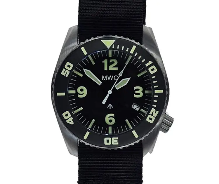 Orologi militari outlet automatici subacquei