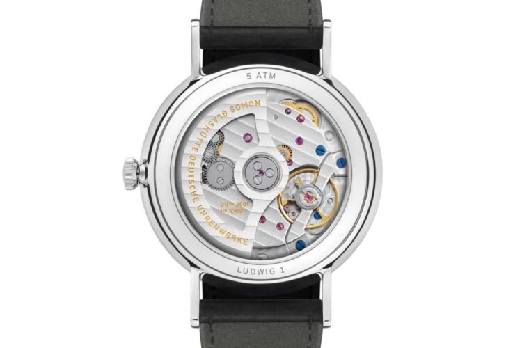 Nomos Glashütte Ludwig Neomatik 39 movimento