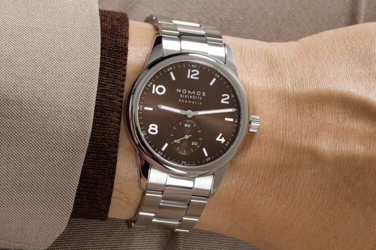 orologio Nomos Club Sport 39 Neomatik
