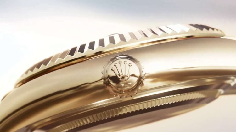 Nuovo Modello in Oro Giallo con Corona Twinlock