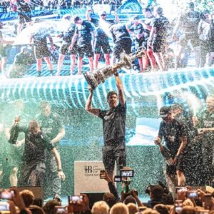 Festeggiamenti Omega e Emirates Team New Zealand trionfo alla 37a America's Cup