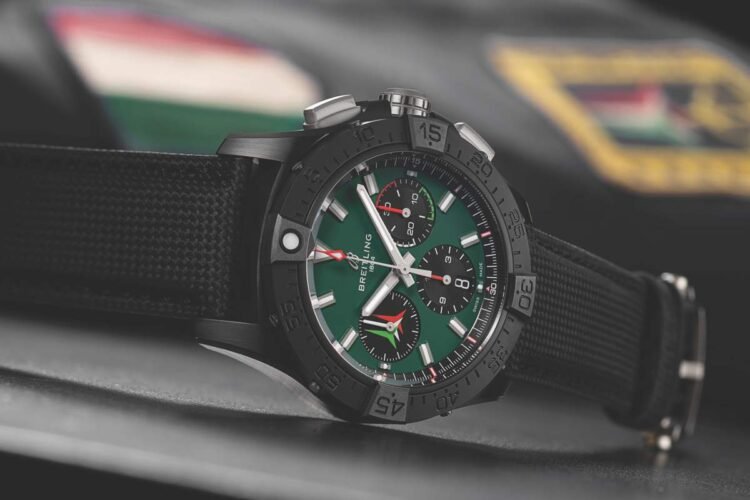 Breitling Avenger B01 Chronograph 42 Frecce Tricolori
