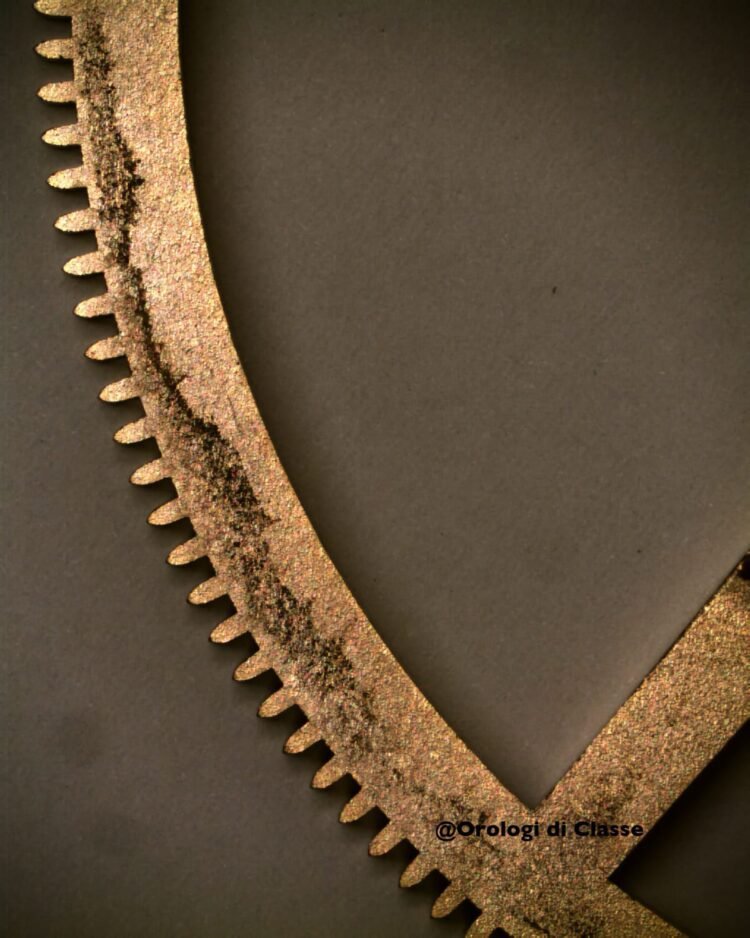 ruote del movimento del pendolo prima del restauro