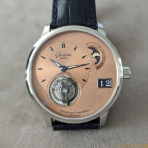 Glashütte Original PanoLunarTourbillon Eisenerz 2025 quadrante rosa cangiante.