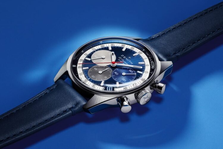 Dettaglio quadrante blu Zenith Chronomaster Original con contatori tricolore