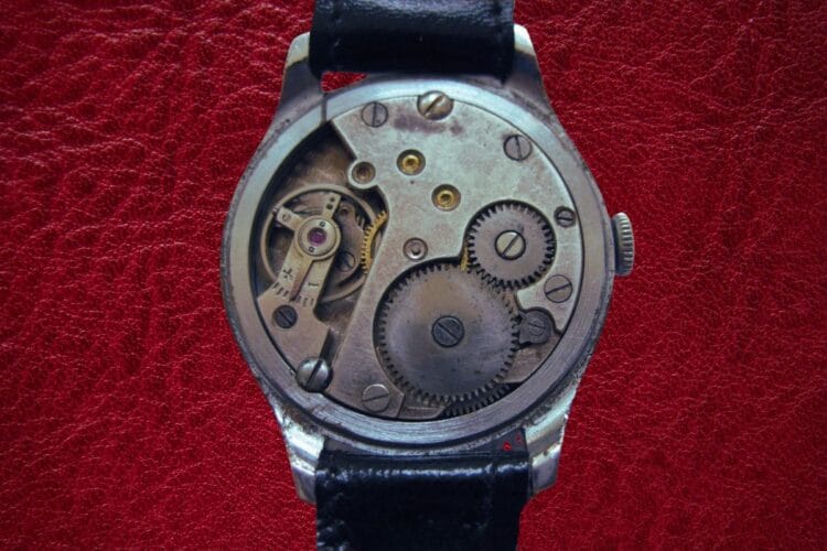 UROFA Kaliber Calibro 61 fondello orologio UROFA Kaliber Calibro 61 1947 circa