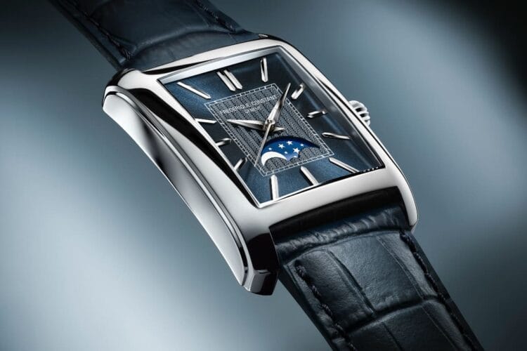 Frederique Constant Carrée Moonphase ref. FC-333N4C6 - Versione quadrante blu navy con guilloché bicolore Dettaglio Frederique Constant Carrée Moonphase Automatic blu navy con guilloché chevron bicolore, fasi lunari e lancette dauphine argento su cassa acciaio lucido