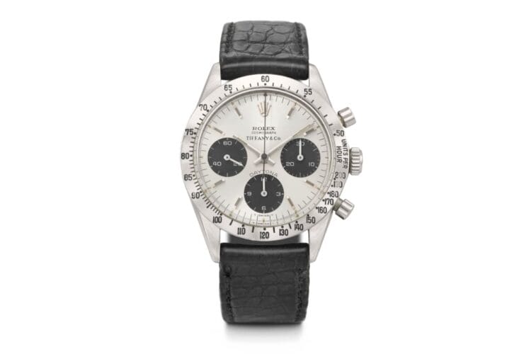 Rolex Daytona ref. 6262 Tiffany & Co. - Il regalo di Natale di George Peppard a suo figlio Brad nel 1972 Rolex Daytona ref 6262 del 1970 con doppia firma Tiffany & Co, quadrante argenté e totalizzatori neri, regalo di George Peppard al figlio Brad