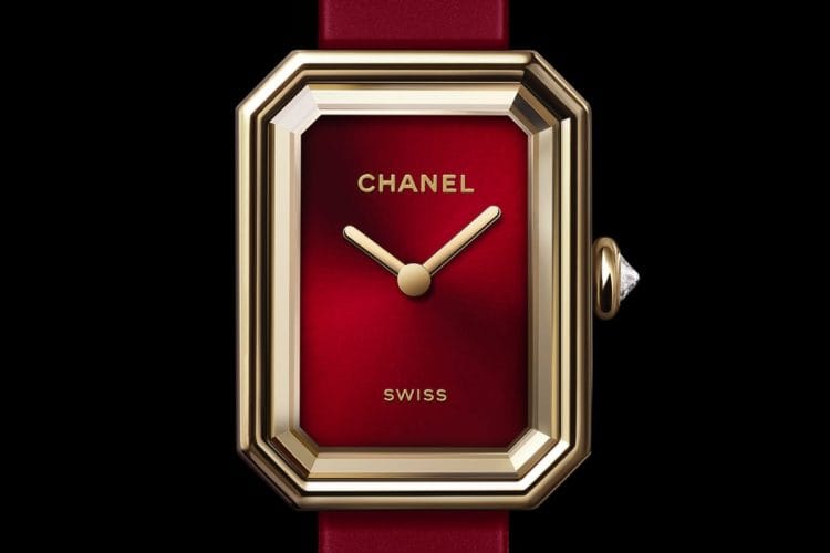 Dettaglio Quadrante Laccato Rosso - Chanel Première Dettaglio quadrante rosso laccato sunray senza indici dello Chanel Première Ribbon Red.