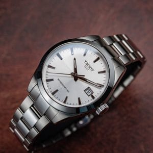 Nuovo orologio automatico Tissot Gentleman 38 mm con bracciale in acciaio e movimento Powermatic 80.
