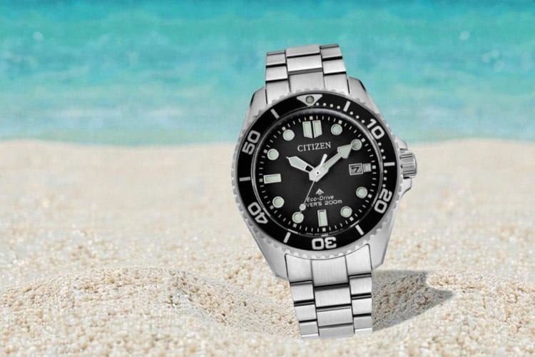 Citizen Promaster Dive BN0261-51E, il modello standard di riferimento per valutare il comportamento al polso della cassa da 40,6 mm condivisa con il Light in Black Citizen Promaster Dive BN0261-51E, il modello standard di riferimento per valutare il comportamento al polso della cassa da 40,6 mm condivisa con il Light in Black-