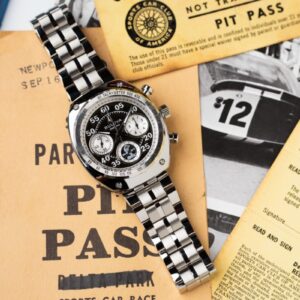Bulova Shelby Racer Chronograph 96K118 con documenti e pit pass automobilistici storici.