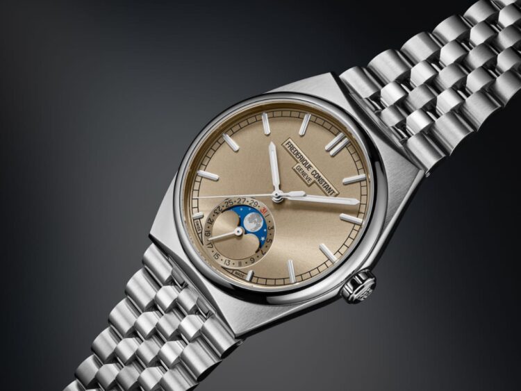 Highlife Moonphase champagne rosé Frederique Constant Highlife con quadrante champagne rosé e indicazione delle fasi lunari.