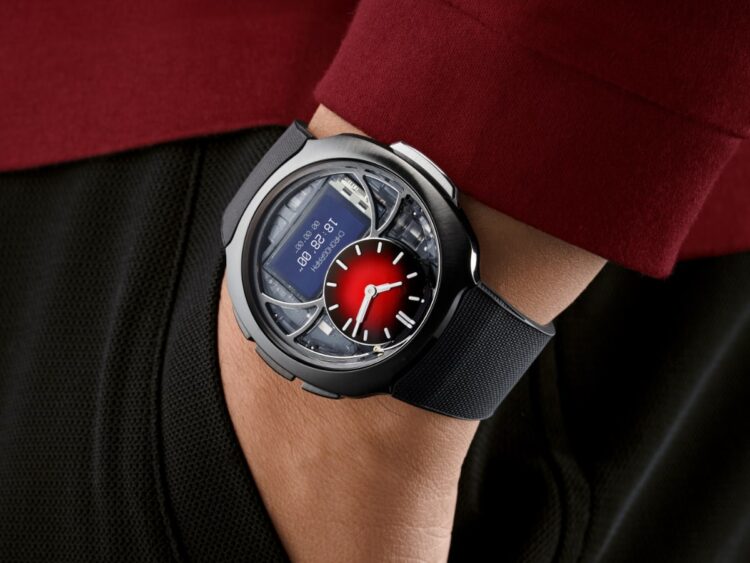 Fondello H. Moser & Cie. Off-Grid blu Fondello dell’H. Moser & Cie. Off-Grid blu con logo HMC.