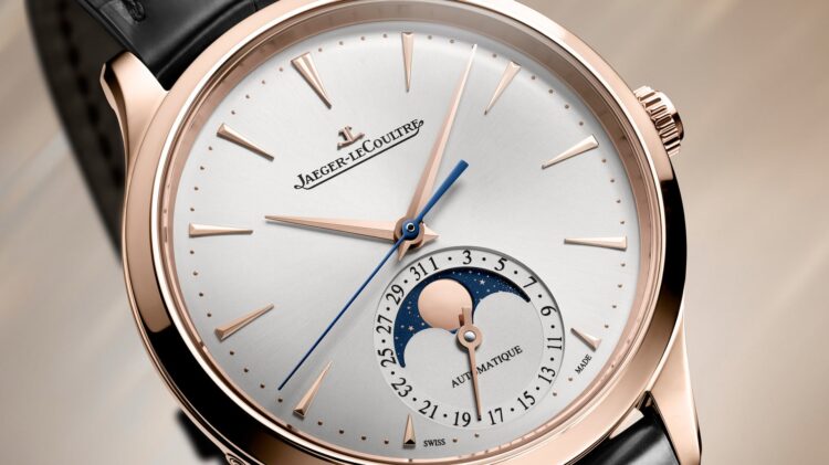 Jaeger-LeCoultre Master Ultra Thin Moon - Quadrante e fase lunare Quadrante argento con finitura soleil e fase lunare del Jaeger-LeCoultre Master Ultra Thin Moon oro rosa.